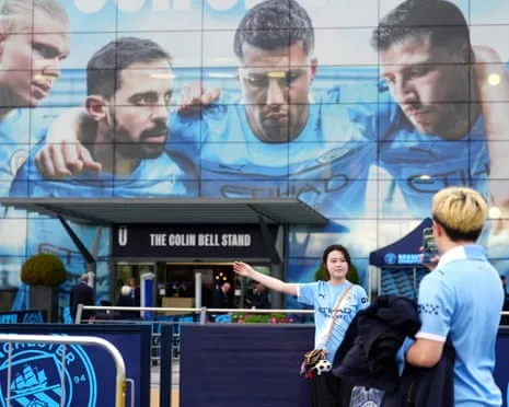 Man City Battle SSC Napoli in UCL Clash